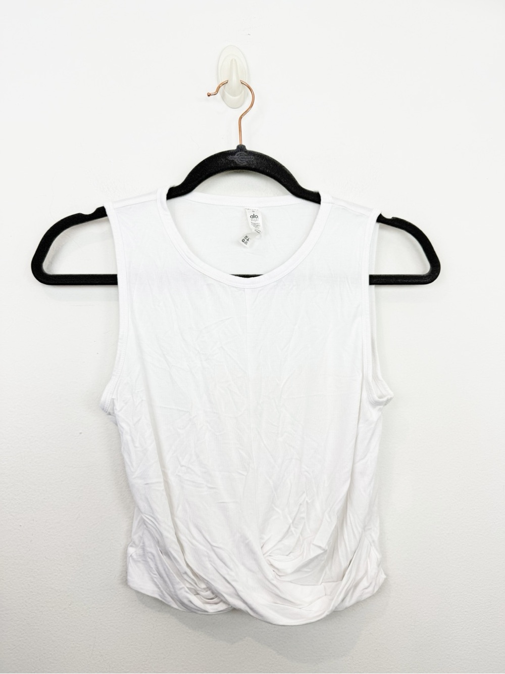 Alo Yoga Cover Tank in White Size Small